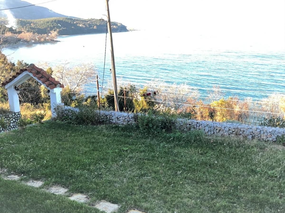 Villa Leonidas Koutsoupia Kókkinon Nerón Dış mekan fotoğraf