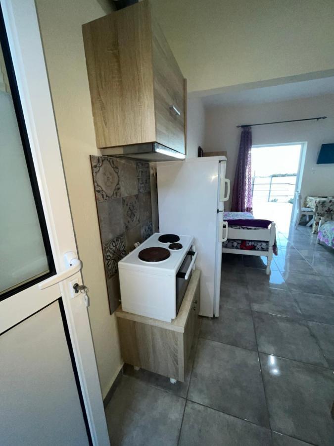 Villa Leonidas Koutsoupia Kókkinon Nerón Dış mekan fotoğraf